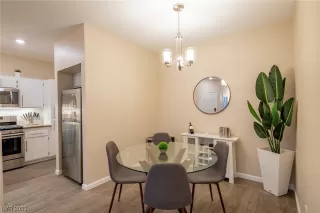 Photo #6: 2499193 Listing 