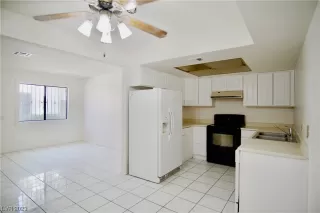 Photo #3: 2499201 Listing