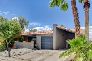 Photo #2: 2499208 Listing