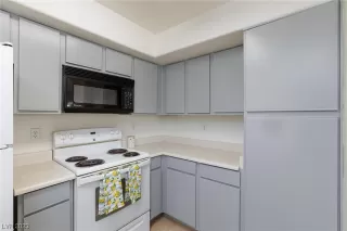 Photo #1: 2499226 Listing