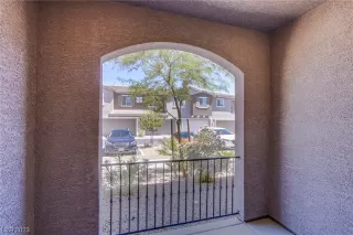 Photo #4: 2499258 Listing 