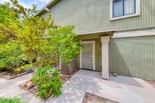 Photo #4: 2499290 Listing 