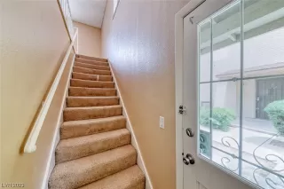 Photo #5: 2499290 Listing 