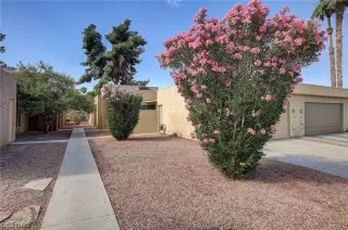 Photo #3: 2499337 Listing