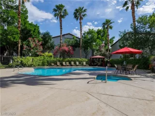 Photo #1: 2499410 Listing 