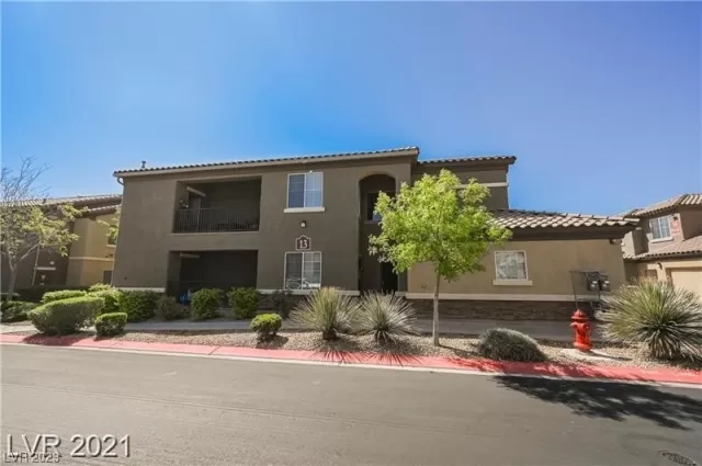 MLS: 2499425 Condo For Sale