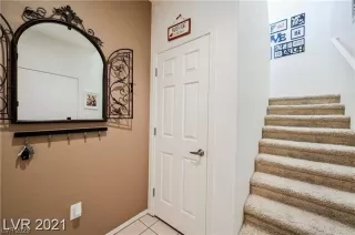Photo #2: 2499425 Listing 