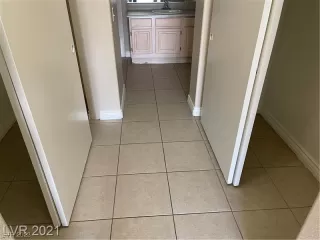 Photo #1: 2499438 Listing 