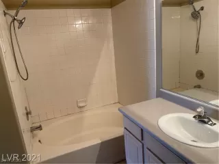 Photo #2: 2499438 Listing 