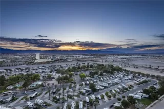 Photo #3: 2499456 Listing 