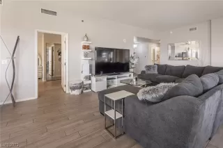 Photo #6: 2499456 Listing 