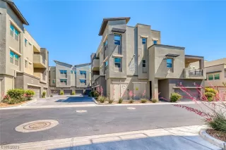 Photo #2: 2499479 Listing