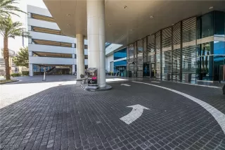 Photo #1: 2499481 Listing 