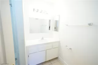 Photo #6: 2499522 Listing 
