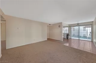 Photo #3: 2499536 Listing 