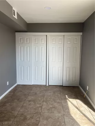 Photo #4: 2499543 Listing 