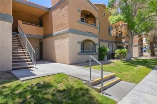 Photo #2: 2499554 Listing 