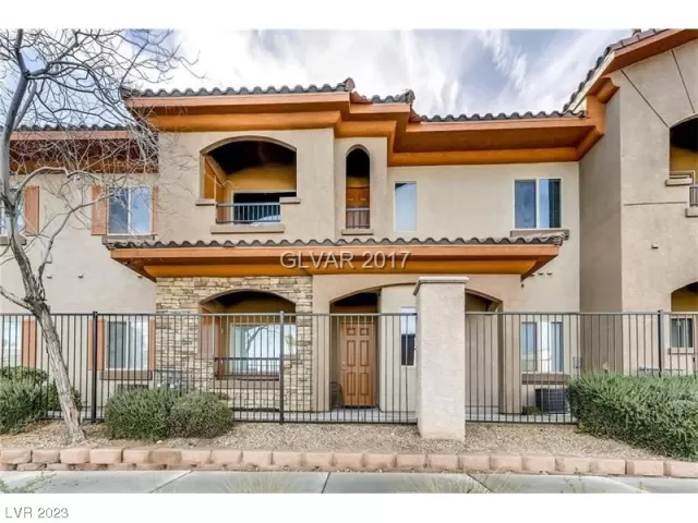 MLS: 2499560 Condo For Sale