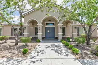 Photo #3: 2499617 Listing 