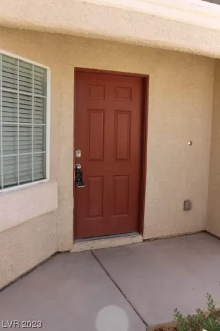 Photo #3: 2499655 Listing