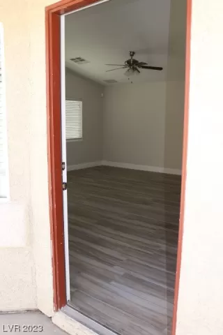 Photo #4: 2499655 Listing