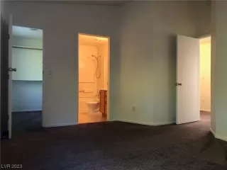 Photo #2: 2499674 Listing 