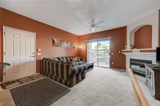 Photo #1: 2499675 Listing