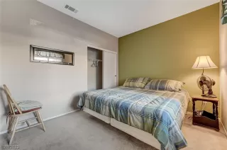 Photo #6: 2499675 Listing