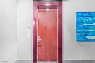 Photo #1: 2499696 Listing 