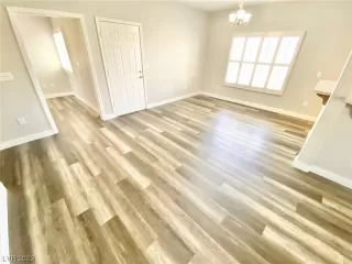 Photo #4: 2499754 Listing 