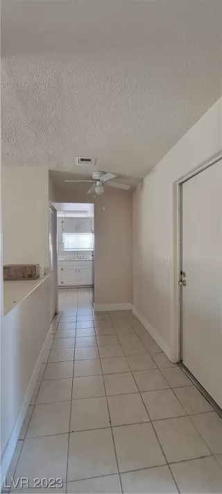 Photo #2: 2499783 Listing 