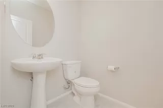 Photo #6: 2499791 Listing 