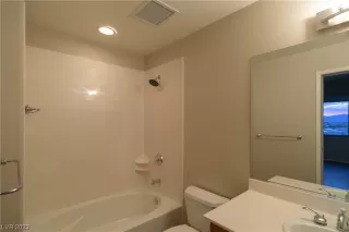 Photo #5: 2499813 Listing 