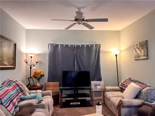 Photo #1: 2499848 Listing 