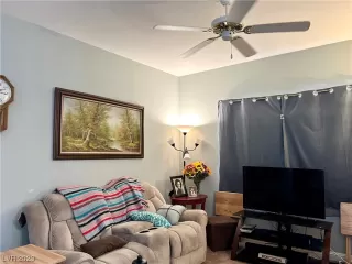 Photo #2: 2499848 Listing 