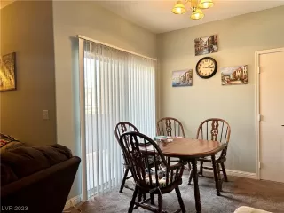 Photo #3: 2499848 Listing 