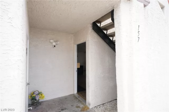 MLS: 2499853 Condo For Sale