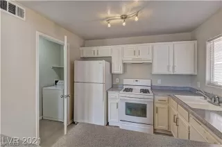 Photo #3: 2499908 Listing 