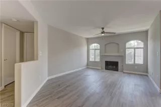 Photo #6: 2499908 Listing 