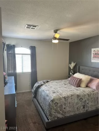 Photo #3: 2499924 Listing 