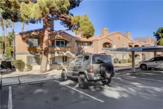 Photo #2: 2499966 Listing 