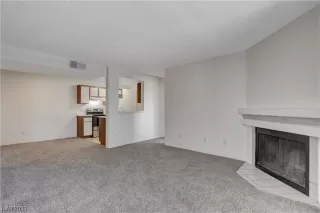 Photo #3: 2499968 Listing 