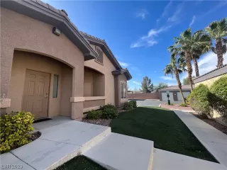 Photo #1: 2499982 Listing