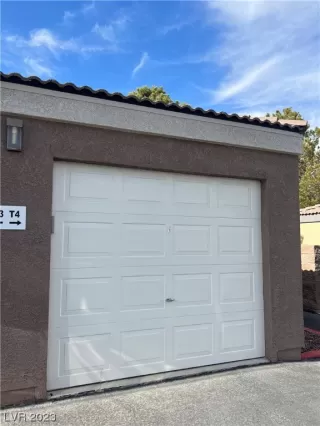 Photo #6: 2499982 Listing