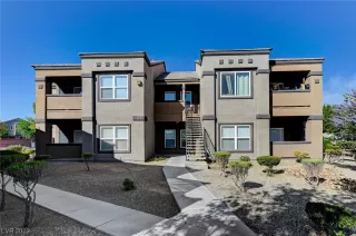 Photo #1: 2500011 Listing