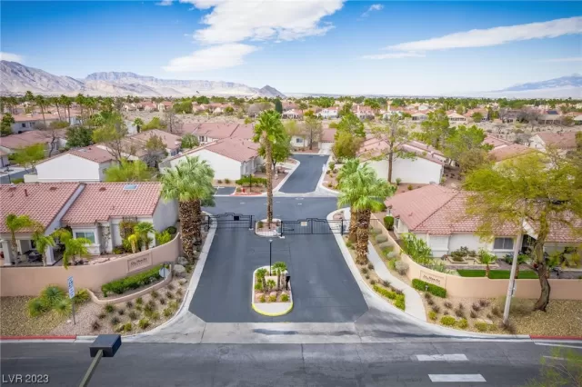 MLS: 2500054 Condo For Sale