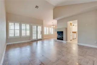 Photo #2: 2500054 Listing