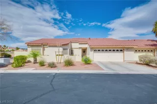 Photo #3: 2500054 Listing