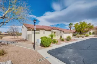 Photo #5: 2500054 Listing