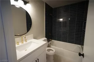 Photo #4: 2500064 Listing 